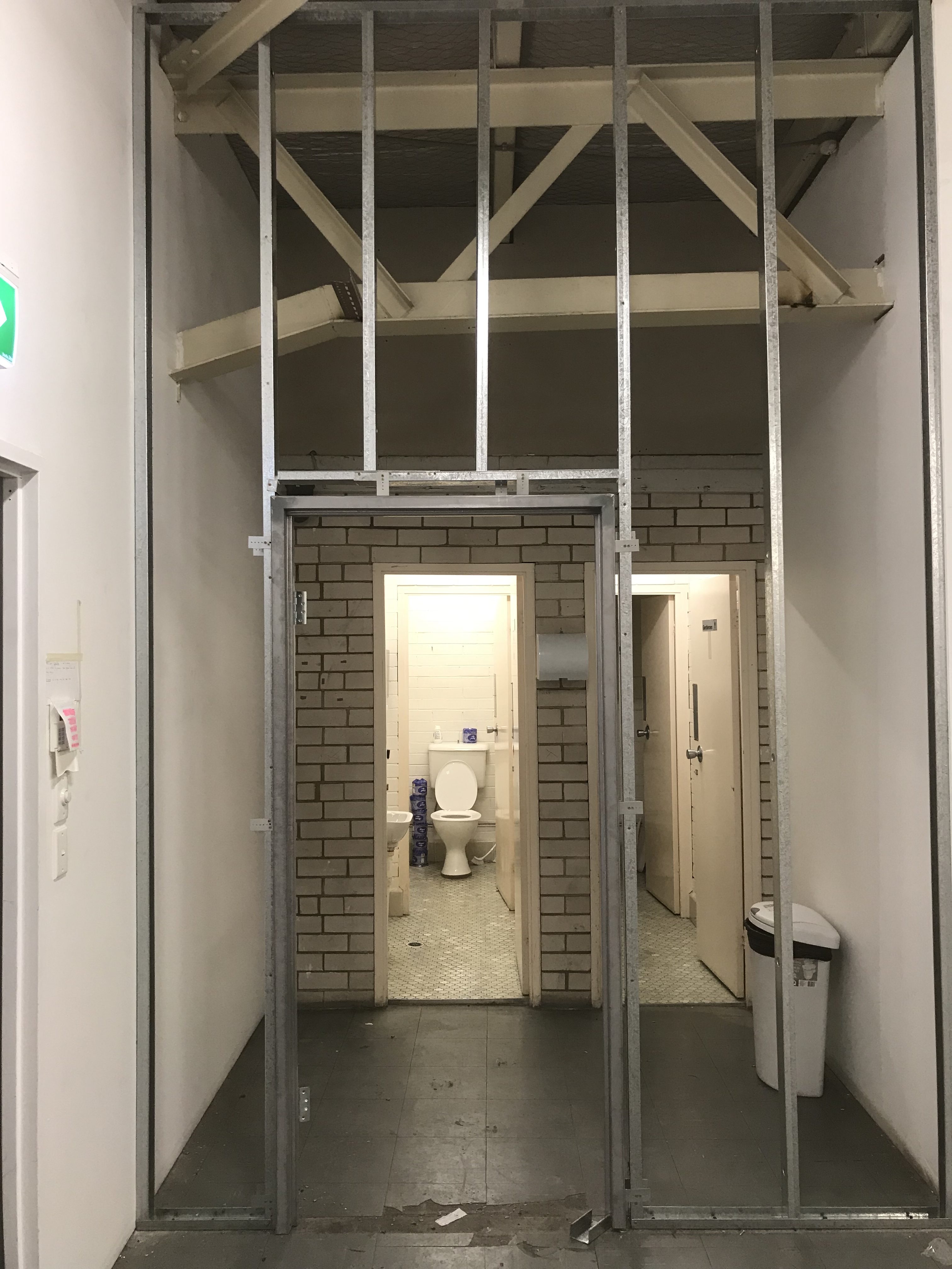 build 3 new partition walls with metal door frames and solid doors
